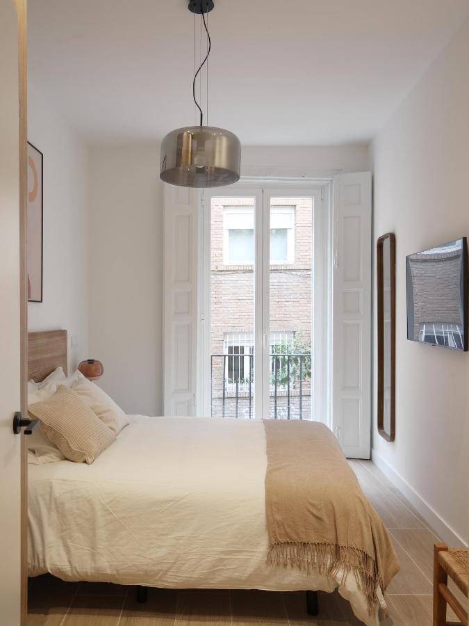Apartamento Luxury Flat Next To Gran Via Madrid Exterior foto
